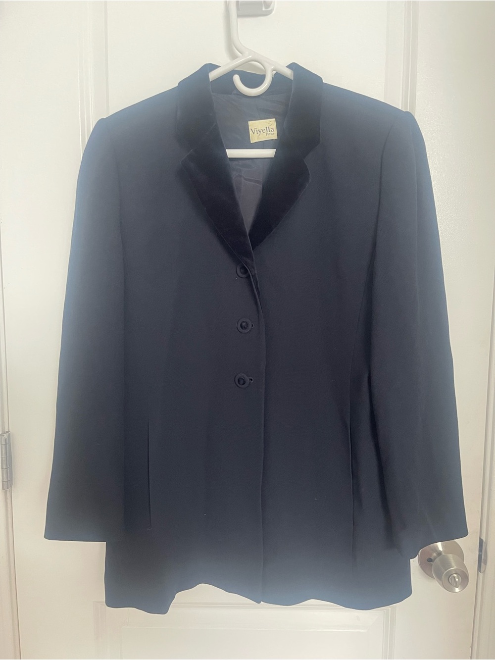 Viyella Navy Velvet-Collar Blazer